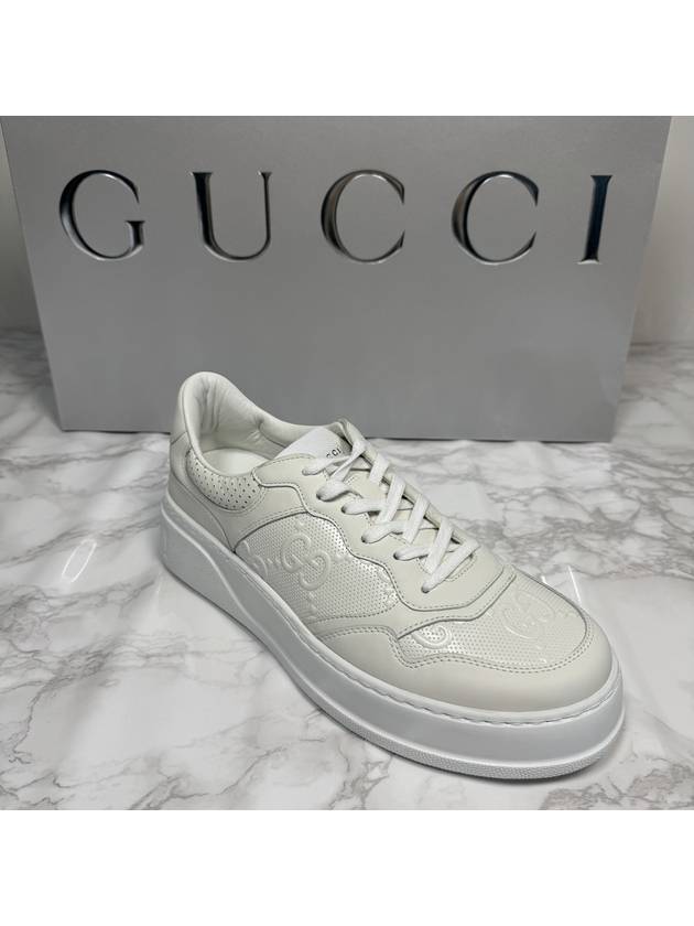 GG Emboss Low Top Sneakers White - GUCCI - BALAAN 4