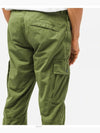 Men's Wappen Patch Slim Cargo Straight Pants Khaki - STONE ISLAND - BALAAN 5