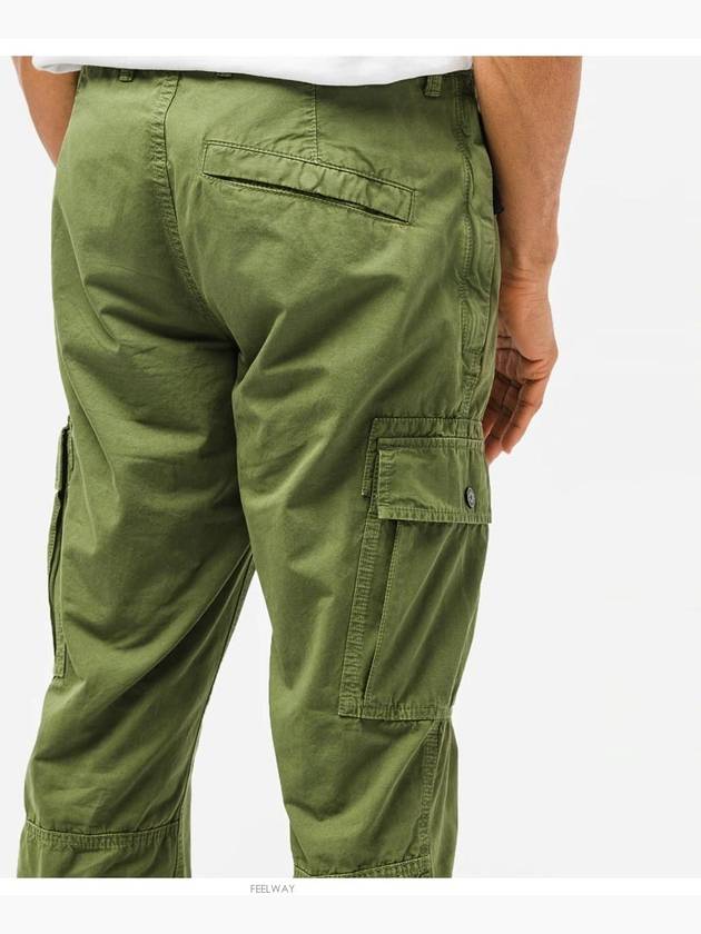 Men's Wappen Patch Slim Cargo Straight Pants Khaki - STONE ISLAND - BALAAN 5