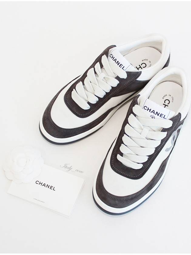 CC Logo Suede Kidskin Low Top Sneakers Black - CHANEL - BALAAN 4