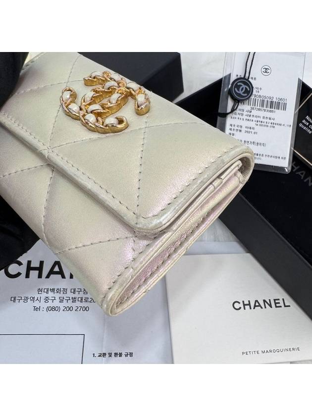 19 Logo Flap Card Wallet Metal White - CHANEL - BALAAN 5