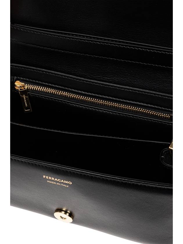 FERRAGAMO Leather Shoulder Bag, Women's, Black - SALVATORE FERRAGAMO - BALAAN 5