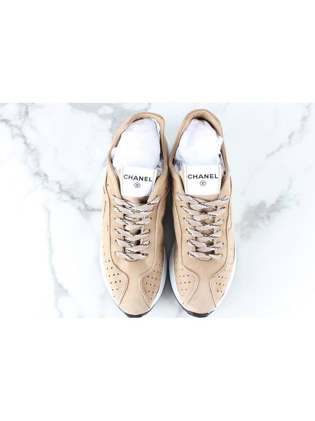 CC logo suede sneakers 43 280 - CHANEL - BALAAN 8