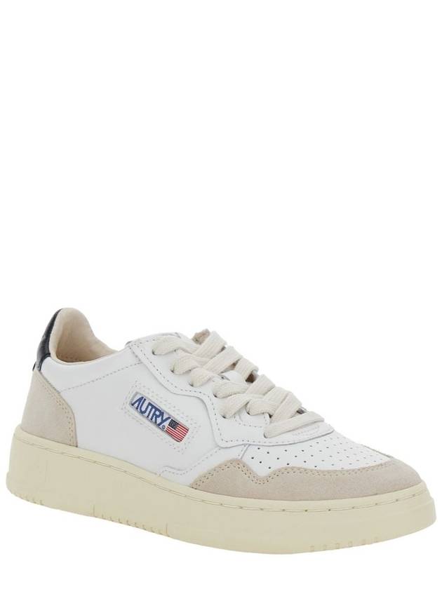 'Medalist Low' White Sneakers With Logo Detail And Heel Tab In Leather Woman - AUTRY - BALAAN 3