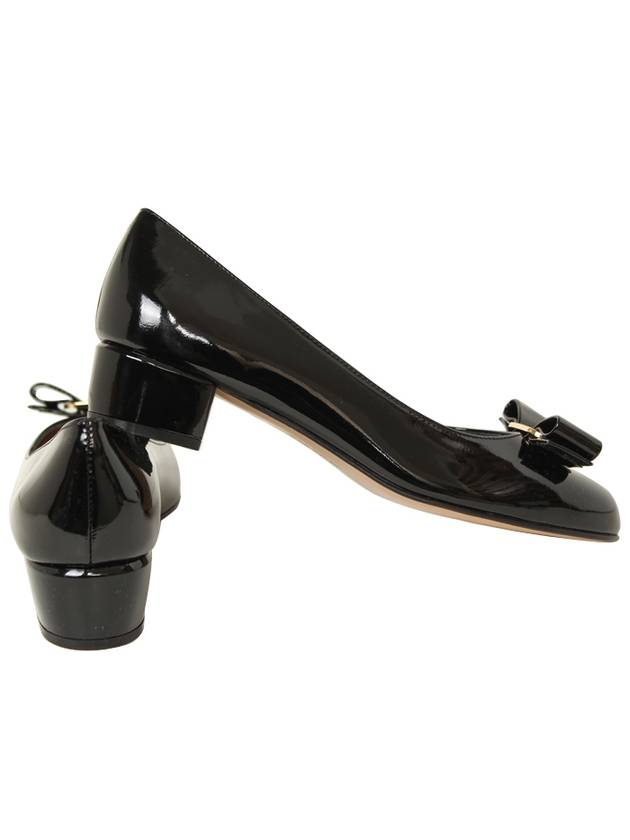 Vara Bow Patent Pumps Black - SALVATORE FERRAGAMO - BALAAN 7