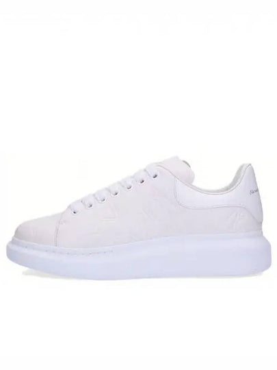 Debossed Logo Low-Top Sneakers White - ALEXANDER MCQUEEN - BALAAN 2