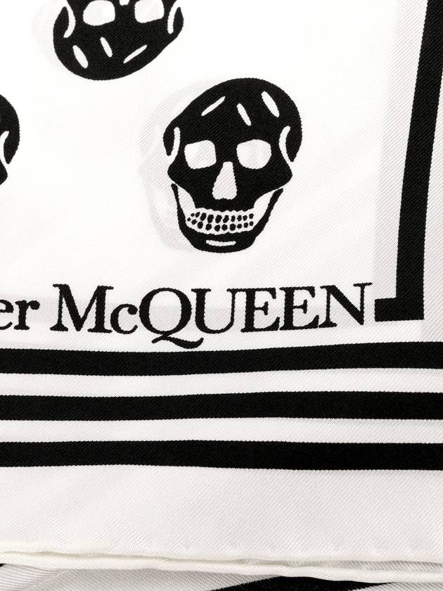 Skull Print Silk Scarf White - ALEXANDER MCQUEEN - BALAAN 5