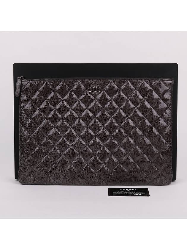 CC silver gray patent large clutch bag - CHANEL - BALAAN 10