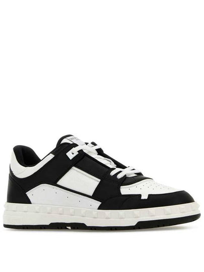 Valentino Garavani Sneakers - VALENTINO - BALAAN 2