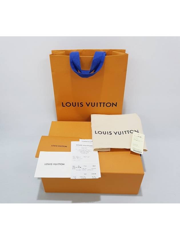 Monogram Petite Sock Pla M81295 - LOUIS VUITTON - BALAAN 10