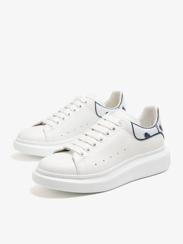 Oversized Sole Indigo Tab Low Top Sneakers White - ALEXANDER MCQUEEN - BALAAN 5