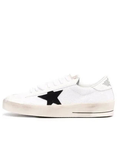 Star Patch Lace Up Low Top Sneakers White - GOLDEN GOOSE - BALAAN 2