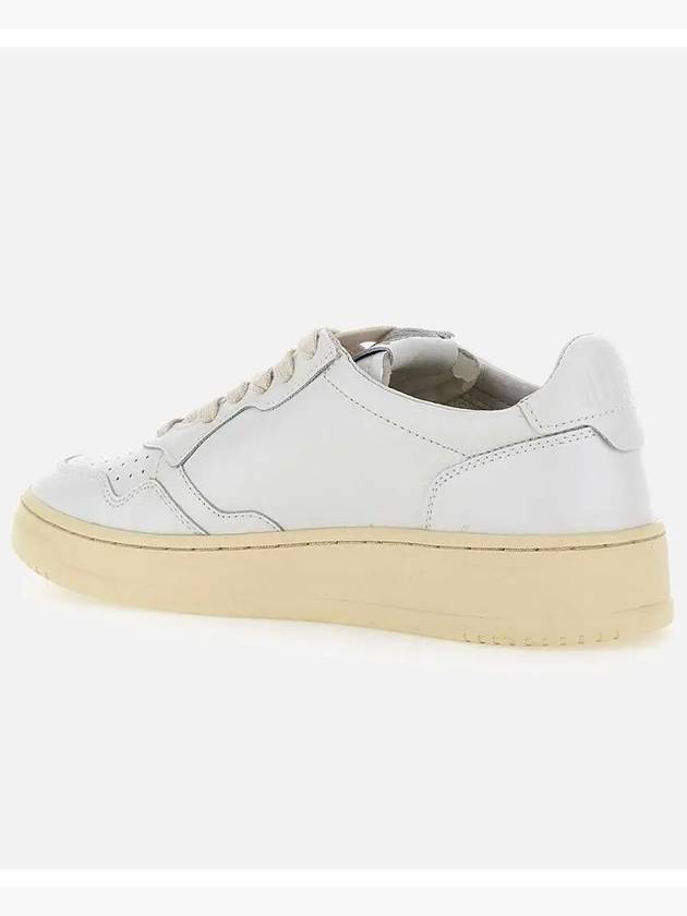 Medalist Leather Low Top Sneakers White - AUTRY - BALAAN 7