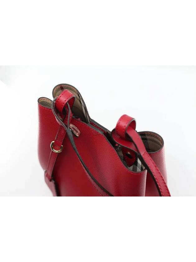 Haymarket Lawn Solid Shoulder Bag Red - BURBERRY - BALAAN 5