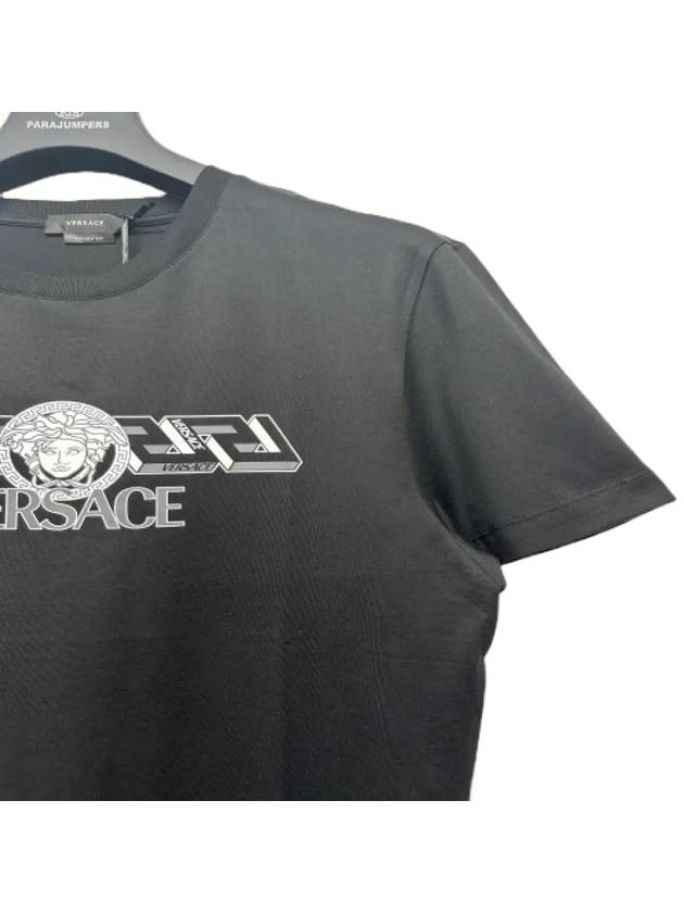 1008461 La Greca Short Sleeve T Shirt Black Versace - VERSACE - BALAAN 2