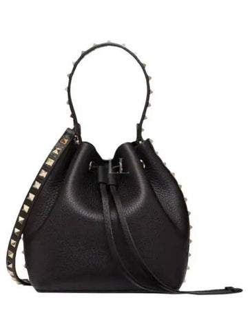 5W0B0L31 VSF 0NO 5W2B0L31 Rockstud bucket bag - VALENTINO - BALAAN 1