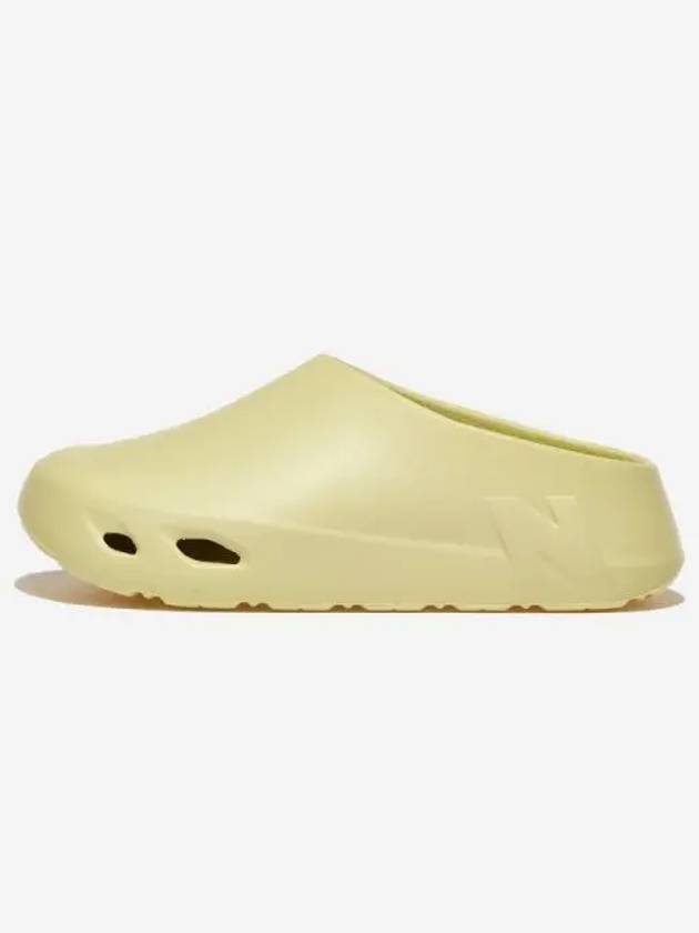 N-Clog Slippers Yellow - NEW BALANCE - BALAAN 1