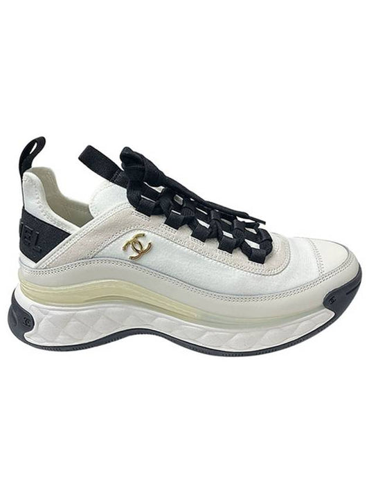 Mixed Fibers Velvet Calfskin Low Top Sneakers Ivory - CHANEL - BALAAN 2