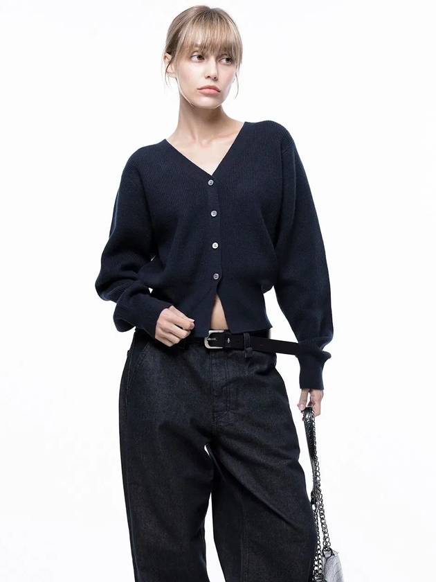 Four Woman Women s Soft Crop Knit Cardigan Navy W243TP04NY - CHANCE'S NOI - BALAAN 3