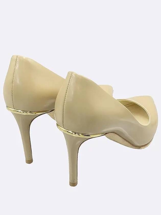 Beige color leather pumps women s shoes size 34 - LOUIS VUITTON - BALAAN 5