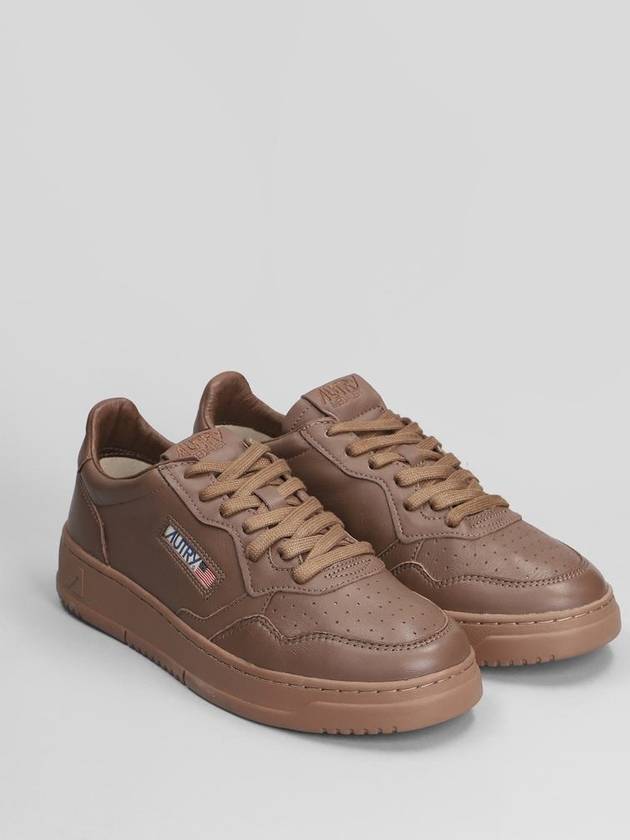 Autry Medalist Low Sneakers - AUTRY - BALAAN 2