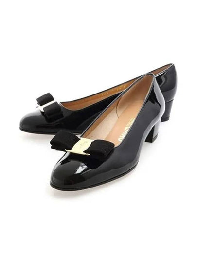 Women's Vara Bow Pumps Black - SALVATORE FERRAGAMO - BALAAN 2