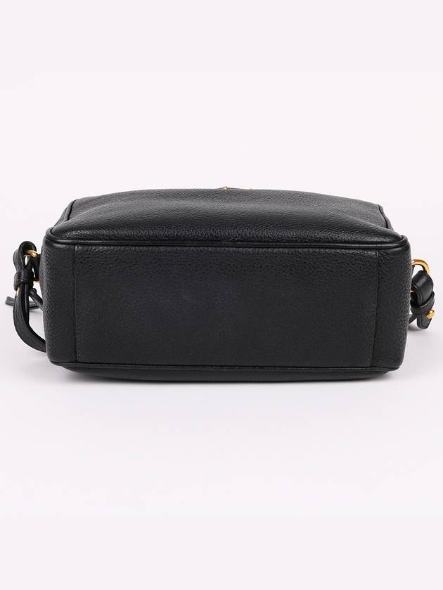 Triangular logo Vitello camera cross bag 1BH089 - PRADA - BALAAN 7