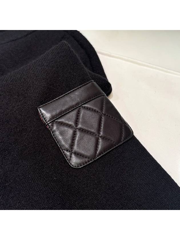 Cardigan Classic Emboss Leather Pocket Black - CHANEL - BALAAN 6