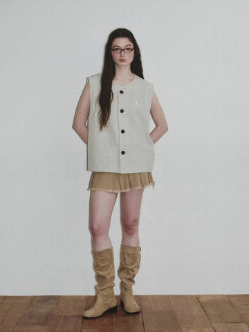 Classic Round Neck Vest_Ivory_W - KINETO - BALAAN 1