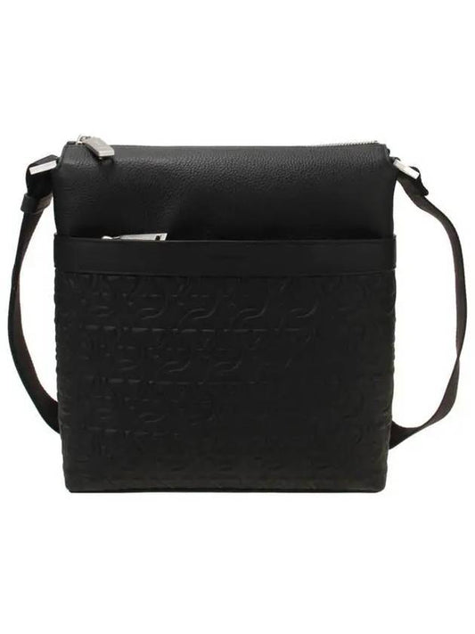 Embossed Logo Cross Bag Black - SALVATORE FERRAGAMO - BALAAN 2