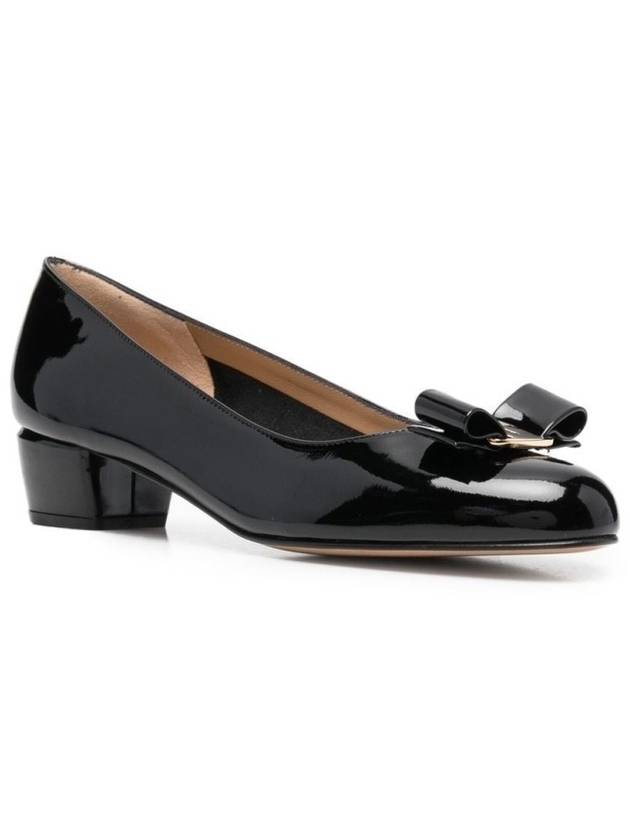 Vara Bow Patent Pumps Black - SALVATORE FERRAGAMO - BALAAN 4