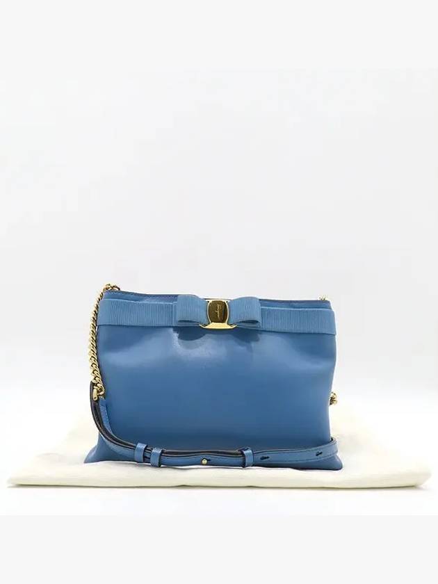 Ferragamo 21 1265 Sky Blue Leather Vara Mini Gold Chain Cross Bag - SALVATORE FERRAGAMO - BALAAN 1