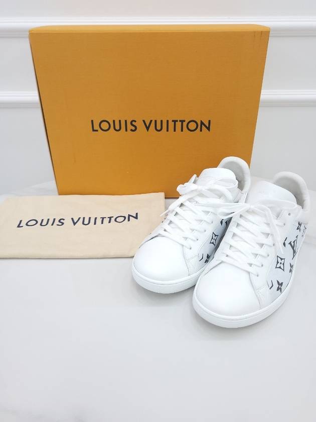 Prism monogram sneakers 6 - LOUIS VUITTON - BALAAN 6