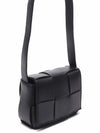 Intrecciato Cassette Small Cross Bag Black - BOTTEGA VENETA - BALAAN 4