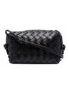 Intrecciato Loop Small Leather Cross Bag Black - BOTTEGA VENETA - BALAAN 1