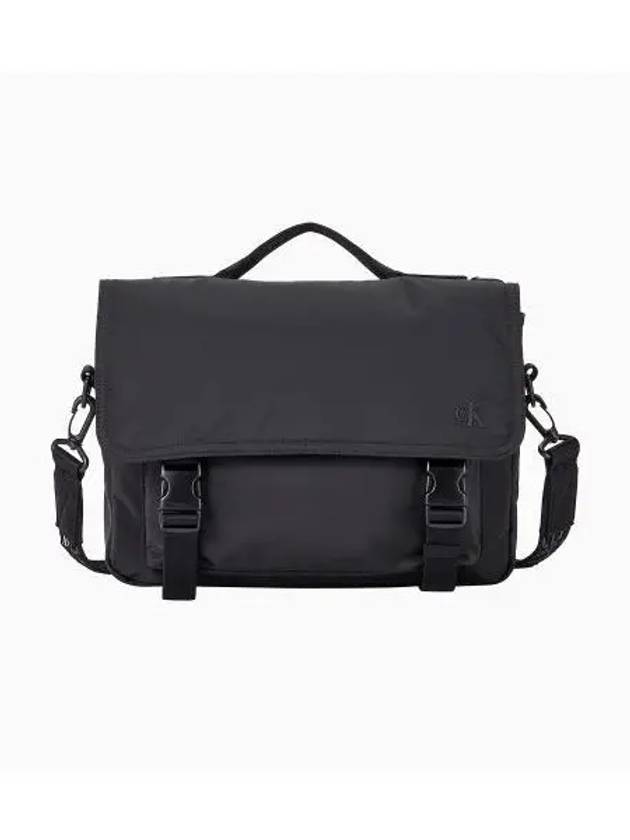 JEANS Men s Black CKJ Ultra Light Pocket Messenger Bag HH3933 001 - CALVIN KLEIN - BALAAN 2