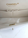 Classic Caviar Medium Gold Shoulder Bag 23 Year A01112 - CHANEL - BALAAN 10