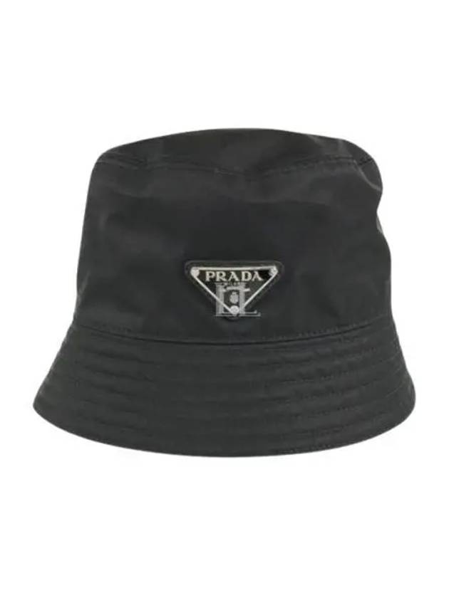 Re-Nylon Triangle Logo Bucket Hat Black - PRADA - BALAAN 2