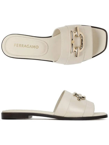 Ferragamo 23FW Mascarpone Gancini Ornament Slide Sandals PRISCILLA 763943 - SALVATORE FERRAGAMO - BALAAN 1