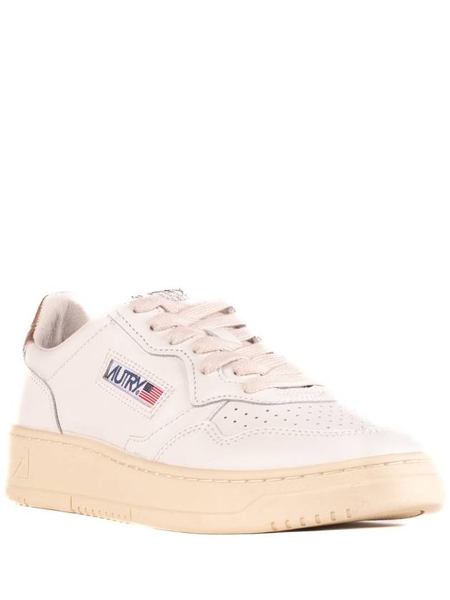 Medalist Goatskin Low Top Sneakers Gold White - AUTRY - BALAAN 4