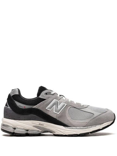 2002R Low Top Sneakers Grey - NEW BALANCE - BALAAN 1