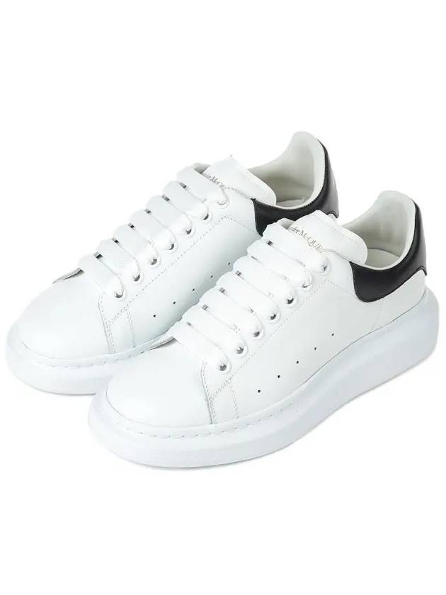 Oversized Leather Black Tab Low Top Sneakers White - ALEXANDER MCQUEEN - BALAAN 3