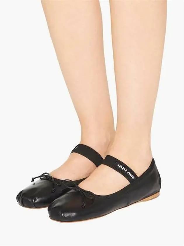 Leather Ballerina Leather Mary Jane Flat Shoes Black - MIU MIU - BALAAN 3