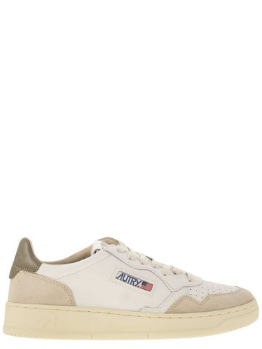 MEDALIST LOW - Leather and Suede Sneakers - AUTRY - BALAAN 1