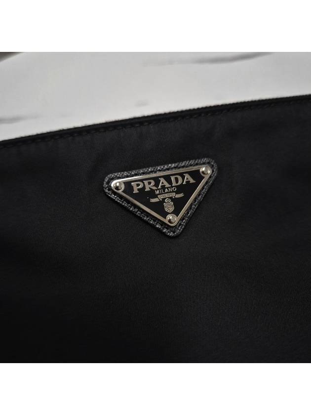 Tesuto nylon triangle logo clutch bag black - PRADA - BALAAN 4