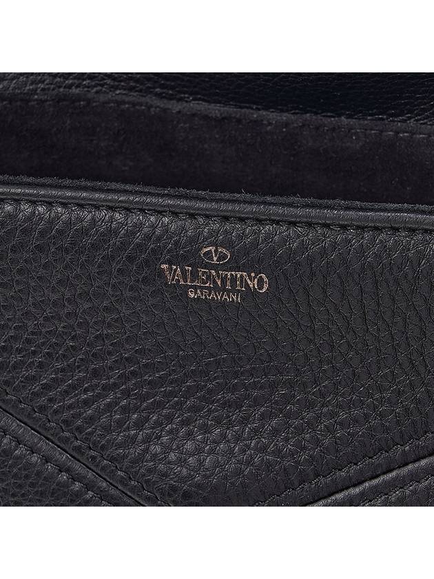 One-Stud Nappa Leather Clutch Bag Black - VALENTINO - BALAAN 11