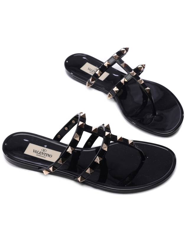 Rockstud Flat Rubber Flip Flops Black - VALENTINO - BALAAN 6