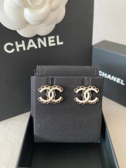 CC Logo Pearl Stud Earrings Gold - CHANEL - BALAAN 2