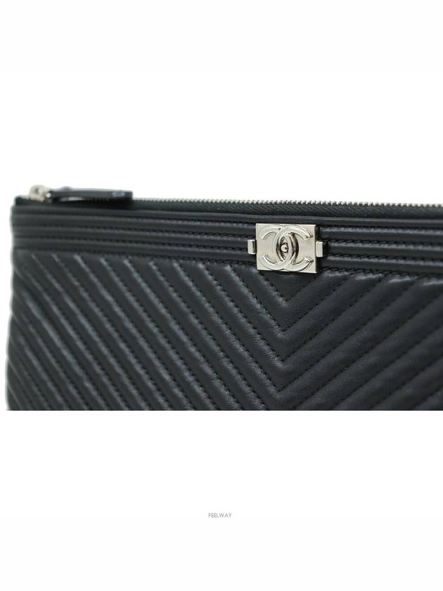 women clutch bag - CHANEL - BALAAN 3