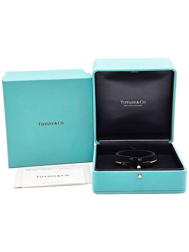 Tiffany Co 18K Gold T Wide Wire Bracelet - TIFFANY & CO. - BALAAN 2